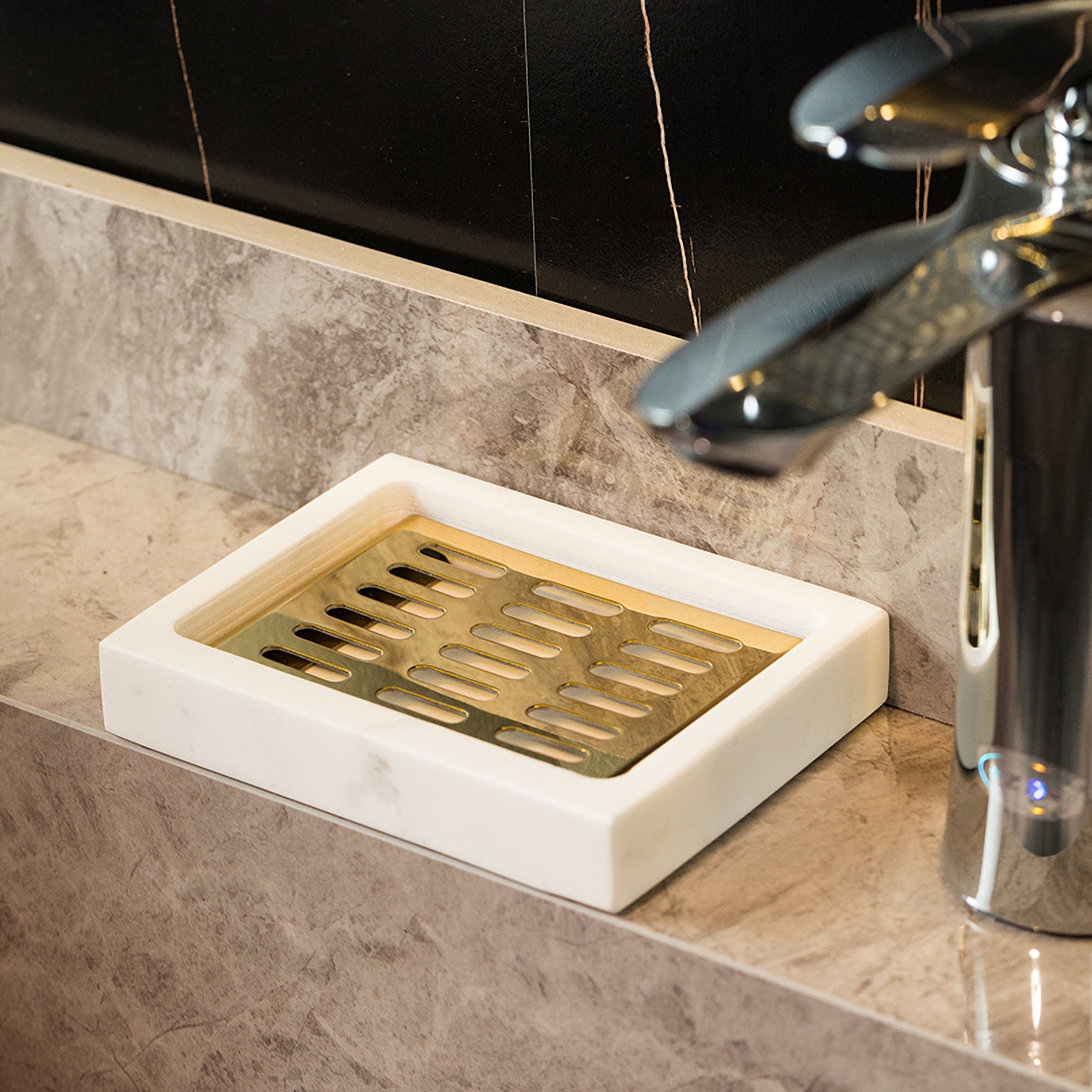 Classic Marble Soap Dish