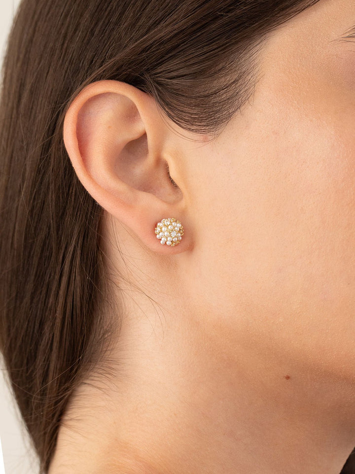 Elisajewels Estrella Mini Pearl Cluster Studs