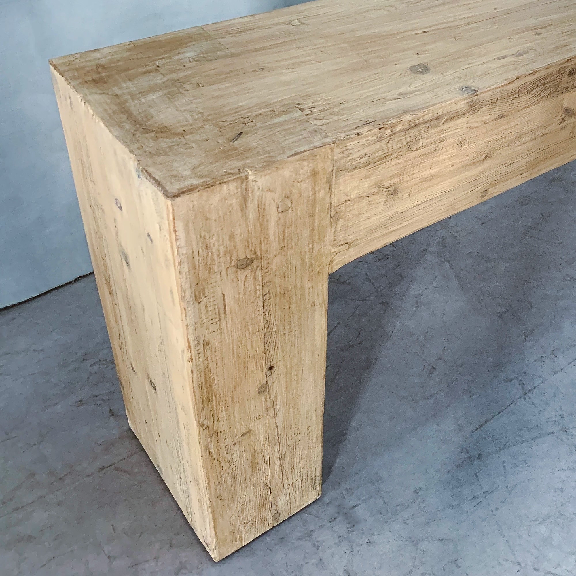 Lin Xi Console Table